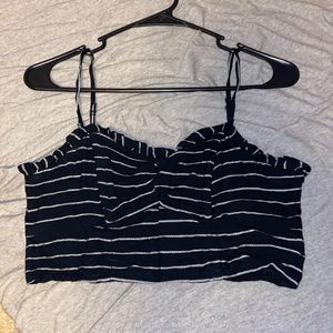 Woman’s American eagle black and white striped wired tank top